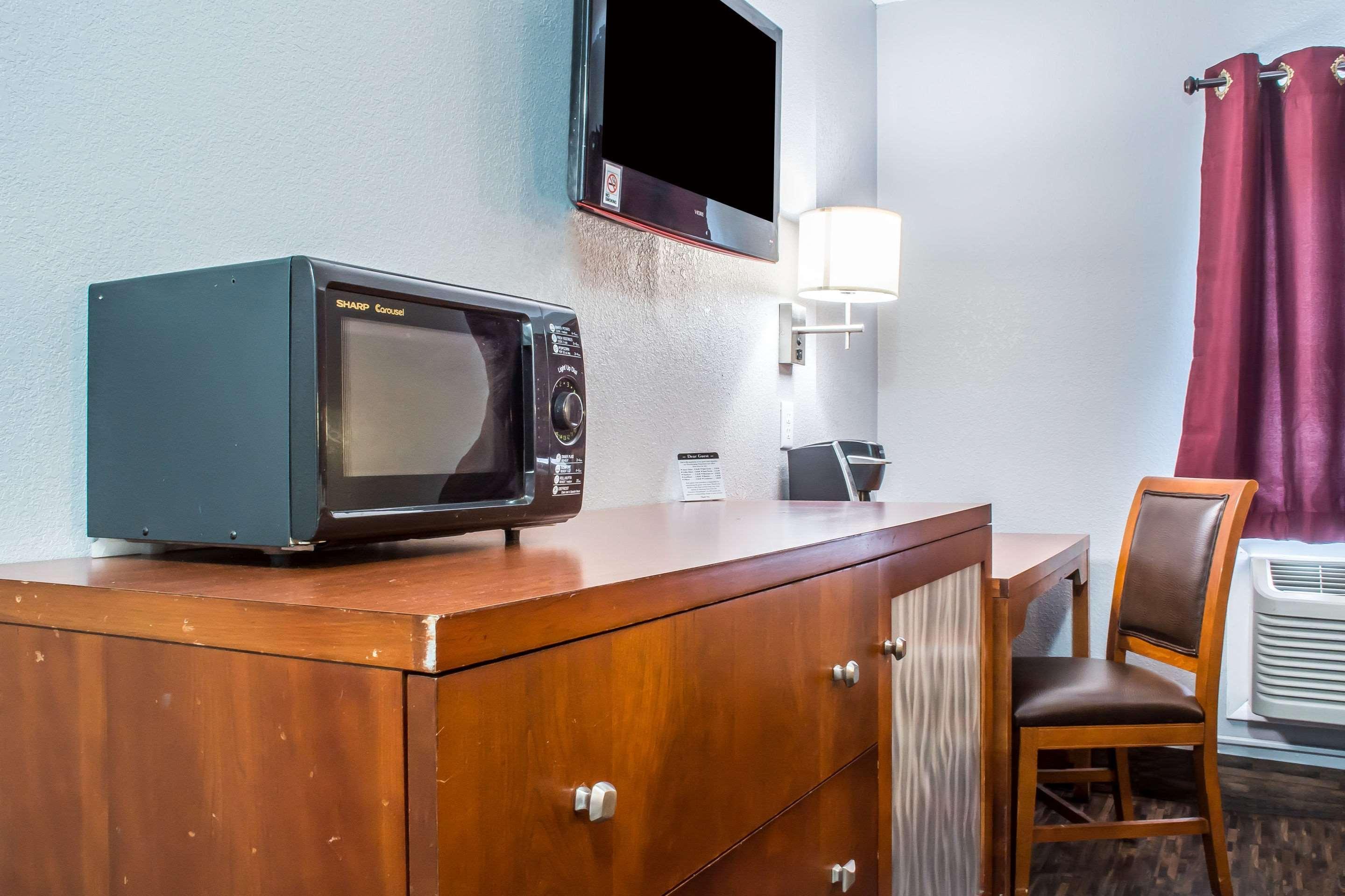 Econo Lodge Brockport Extérieur photo