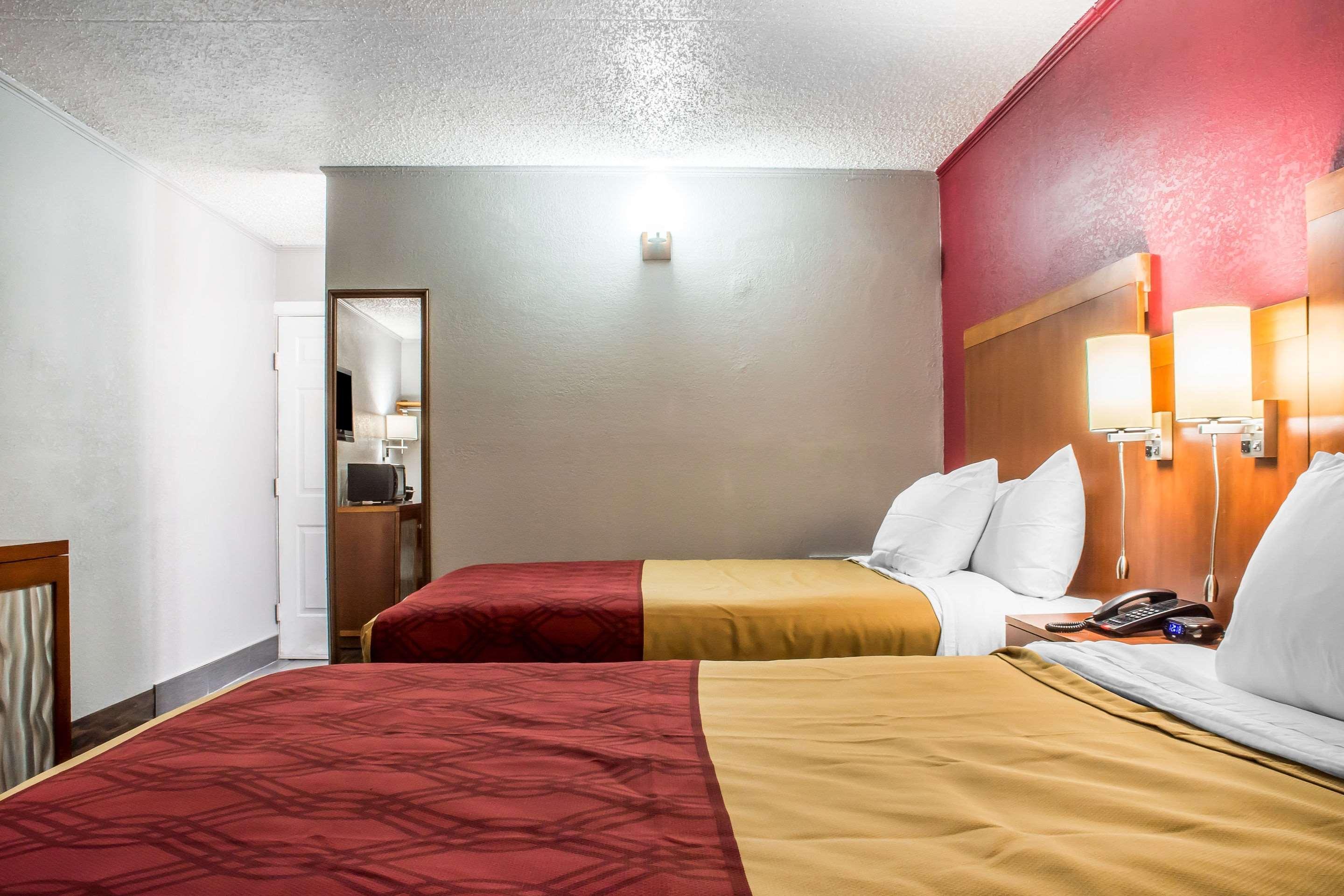 Econo Lodge Brockport Extérieur photo