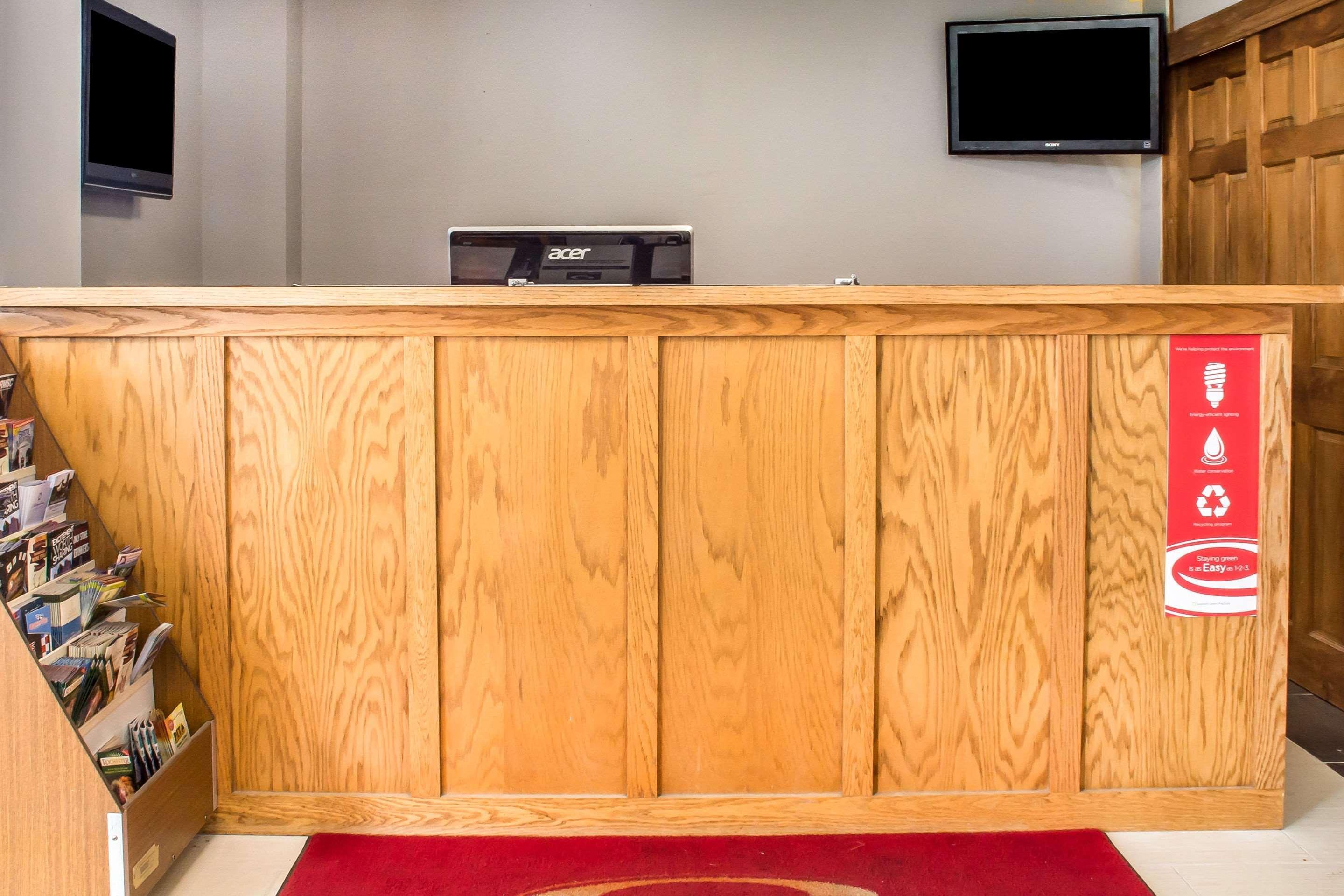 Econo Lodge Brockport Extérieur photo